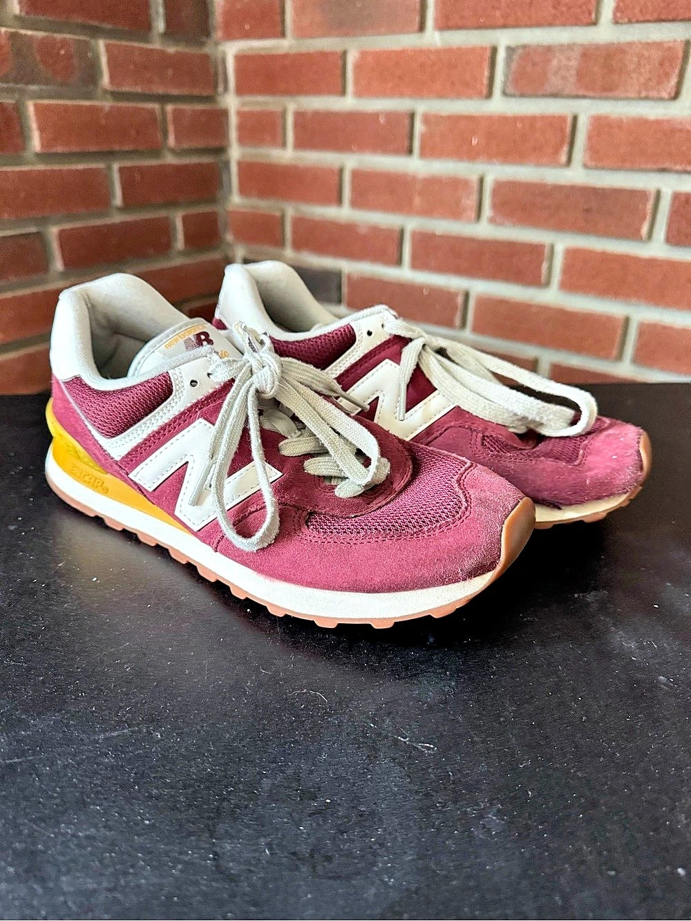 New Balance 574 Women's Sneakers Burgundy & White US 9